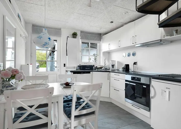 Appartement In The First Row To The Water
