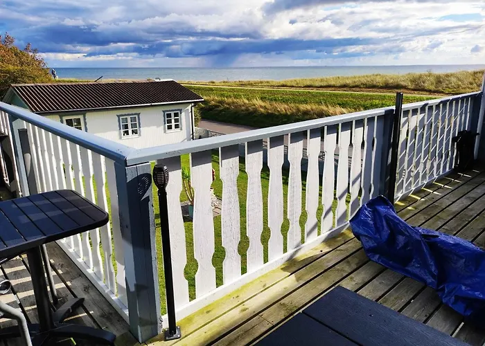 In The First Row To The Water Dannemare